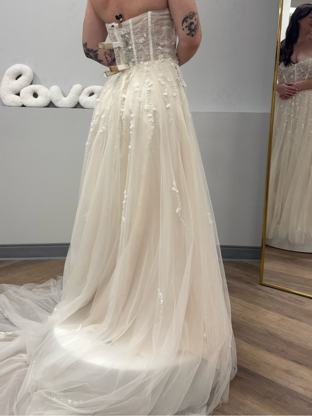 Justin Alexander Florita Strapless Ivory Tulle Embroidered Wedding Dress